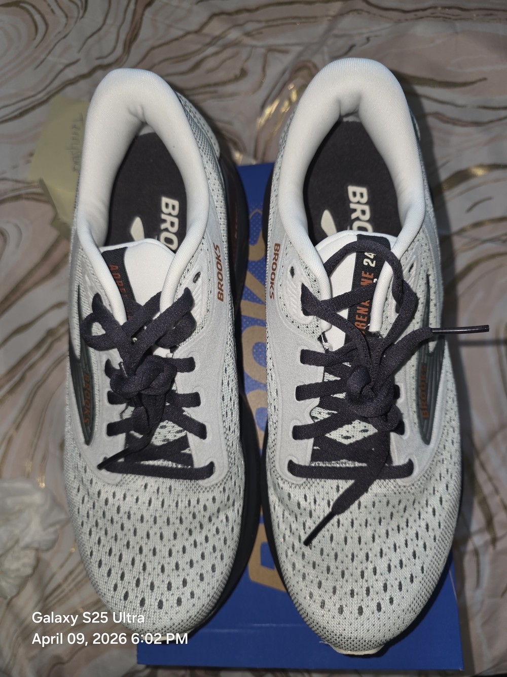 Brooks Womens Adrenaline GTS 24 Running Shoe. NIB. Size 7.5